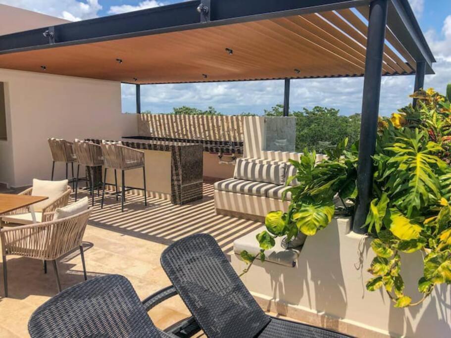 טולום Suit Next To The Common Top Roof Exclusive Building Kingsize Bed 2 Super Pools, Gym, Grill מראה חיצוני תמונה